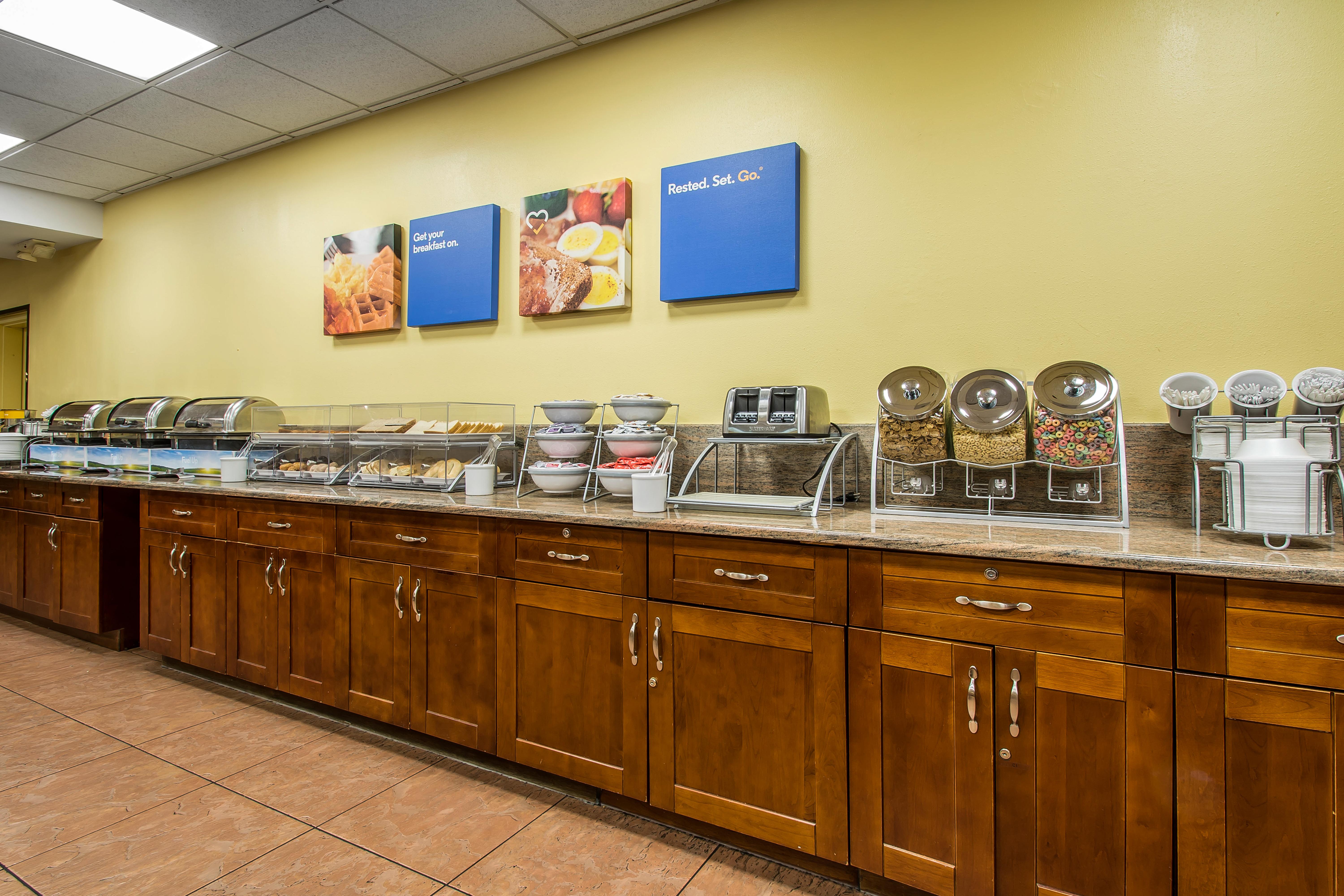 Comfort Inn & Suites Kissimmee By The Parks Four Corners Buitenkant foto