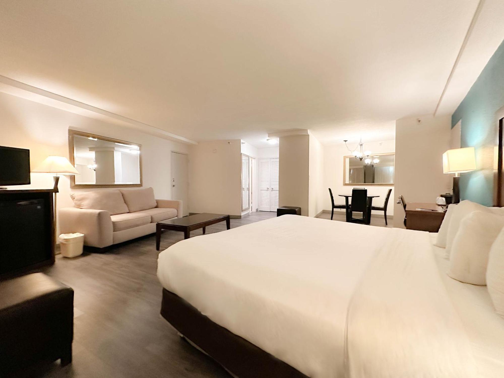 Comfort Inn & Suites Kissimmee By The Parks Four Corners Buitenkant foto