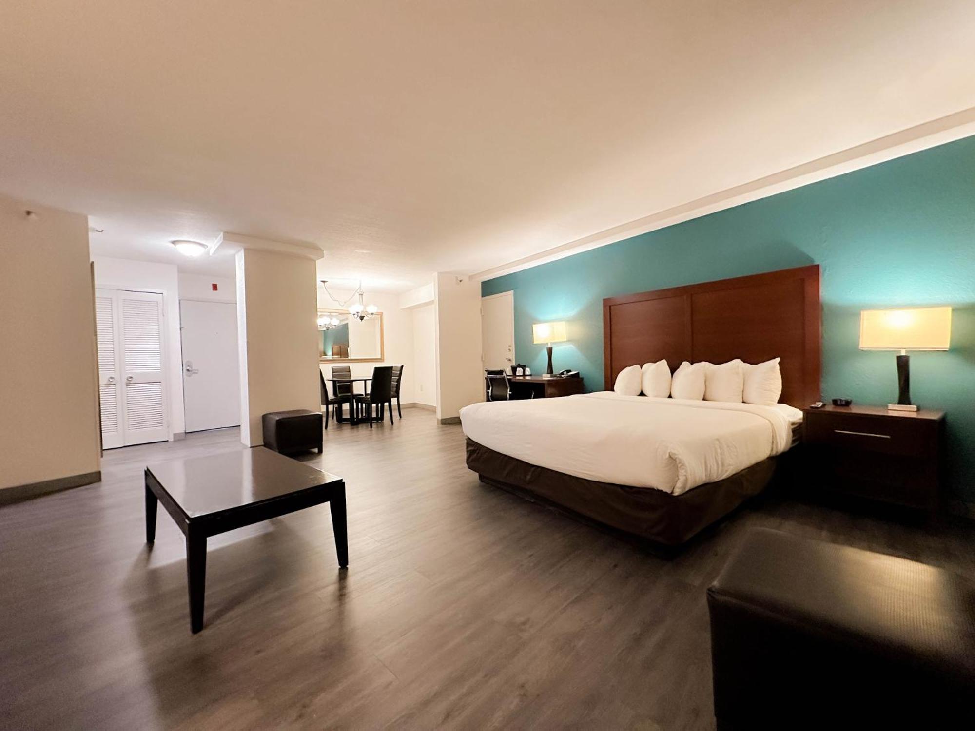 Comfort Inn & Suites Kissimmee By The Parks Four Corners Buitenkant foto