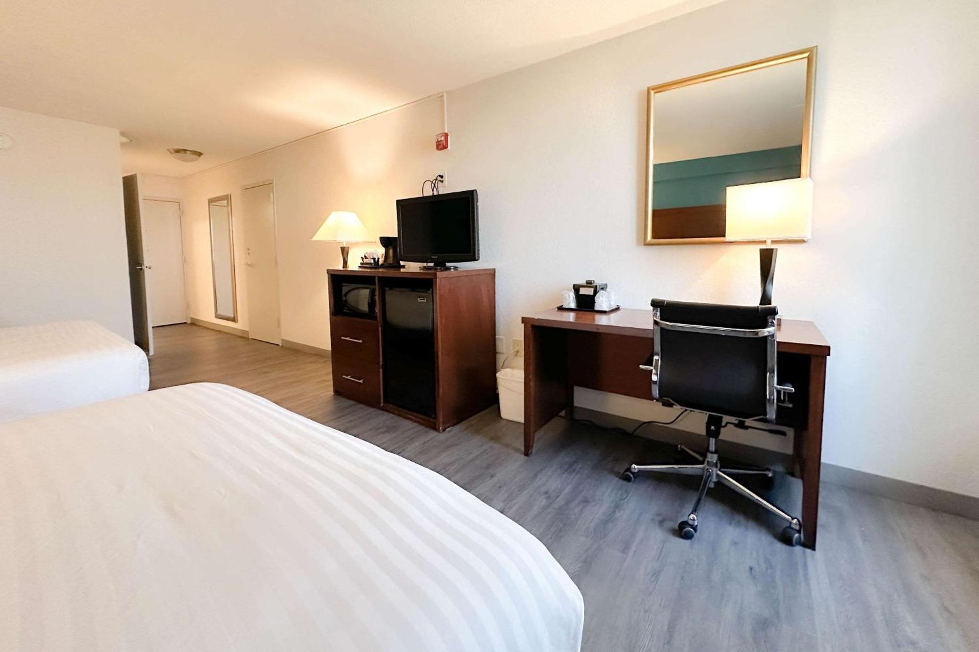 Comfort Inn & Suites Kissimmee By The Parks Four Corners Buitenkant foto