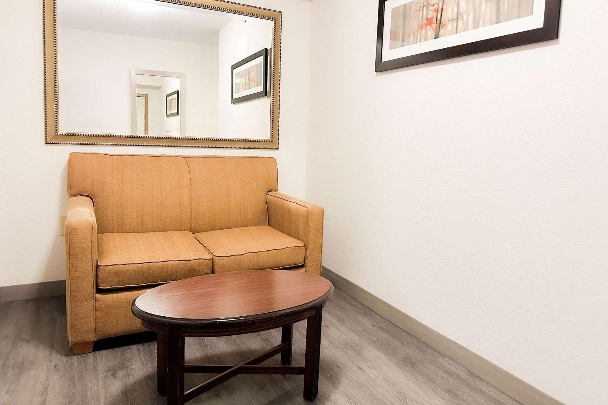 Comfort Inn & Suites Kissimmee By The Parks Four Corners Buitenkant foto