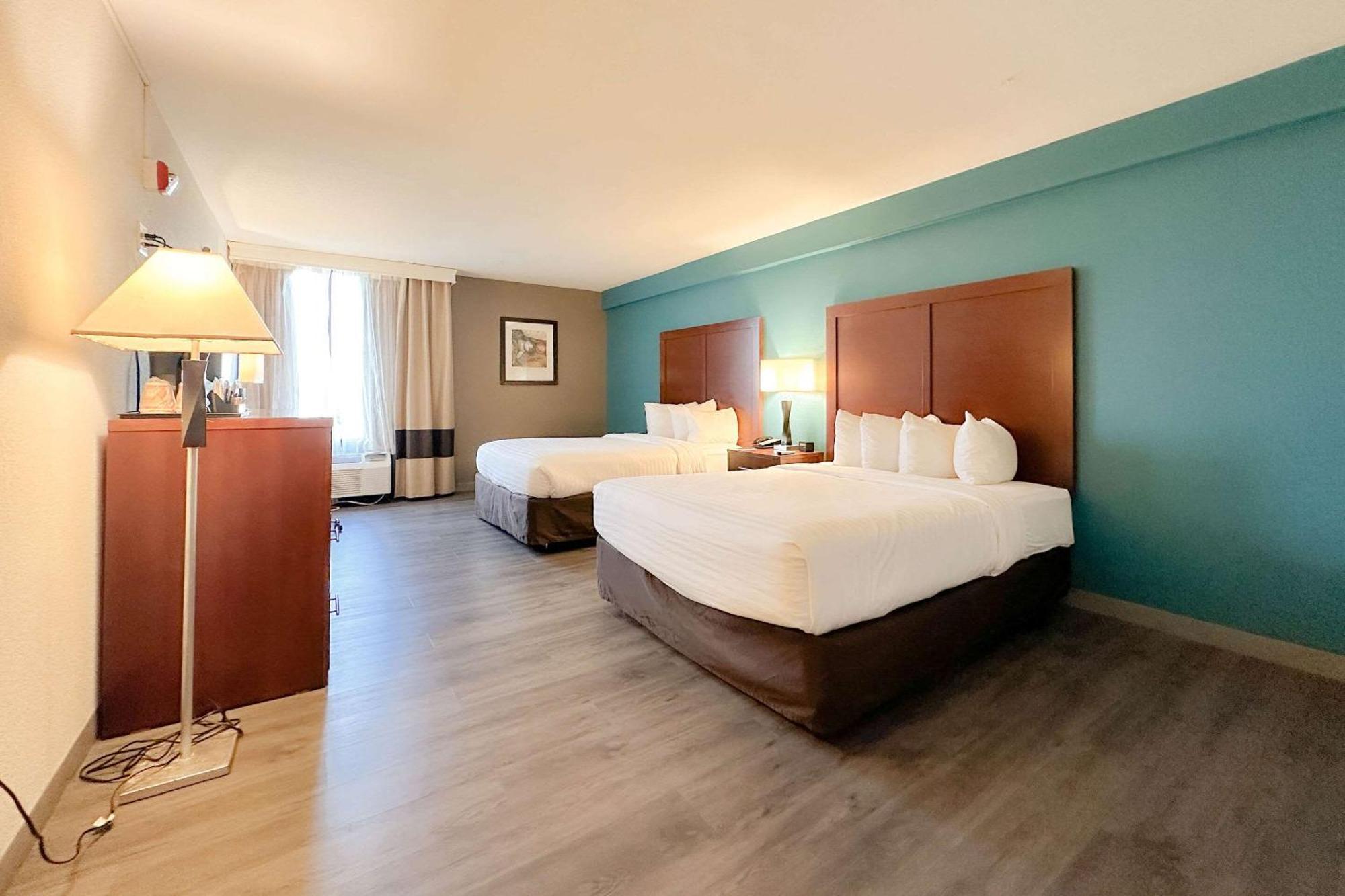 Comfort Inn & Suites Kissimmee By The Parks Four Corners Buitenkant foto