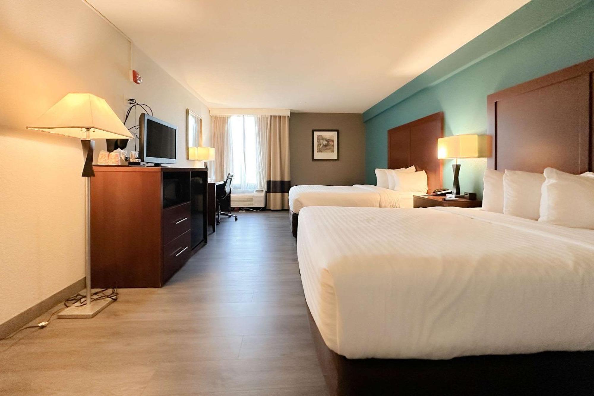 Comfort Inn & Suites Kissimmee By The Parks Four Corners Buitenkant foto